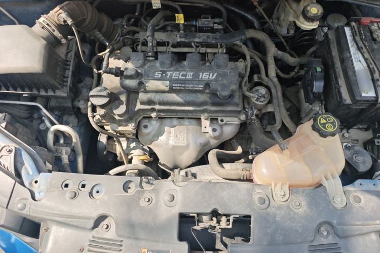 Used Chevrolet Aveo Sonic 2013 Sedan 1.4L Automatic with Sunroof Engine Bay