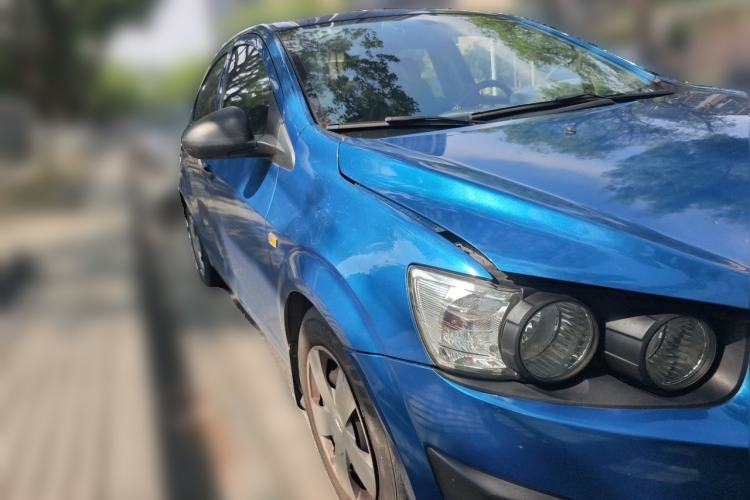 Used Chevrolet Aveo Sonic 2013 Sedan 1.4L Automatic with Sunroof Front Right 45 Deg