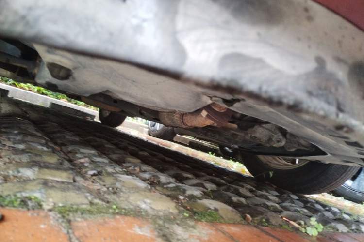 Used Chevrolet Aveo Sonic 2013 Sedan 1.4L Automatic with Sunroof Chassis Front