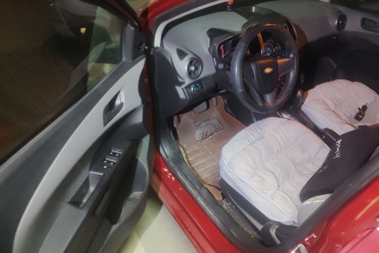 Used Chevrolet Aveo Sonic 2013 Sedan 1.4L Automatic with Sunroof Driver Seat
