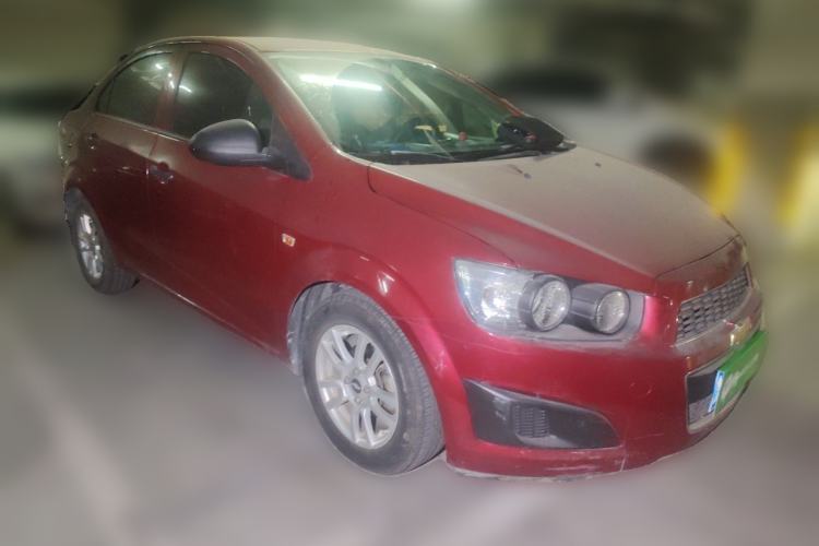 Used Chevrolet Aveo Sonic 2013 Sedan 1.4L Automatic with Sunroof Front Right 45 Deg