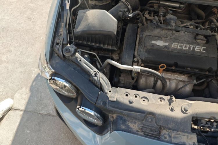 Used Chevrolet Aveo Sonic 2013 Sedan 1.6L AT SX Stylish Audio-Visual Edition Engine Bay Right