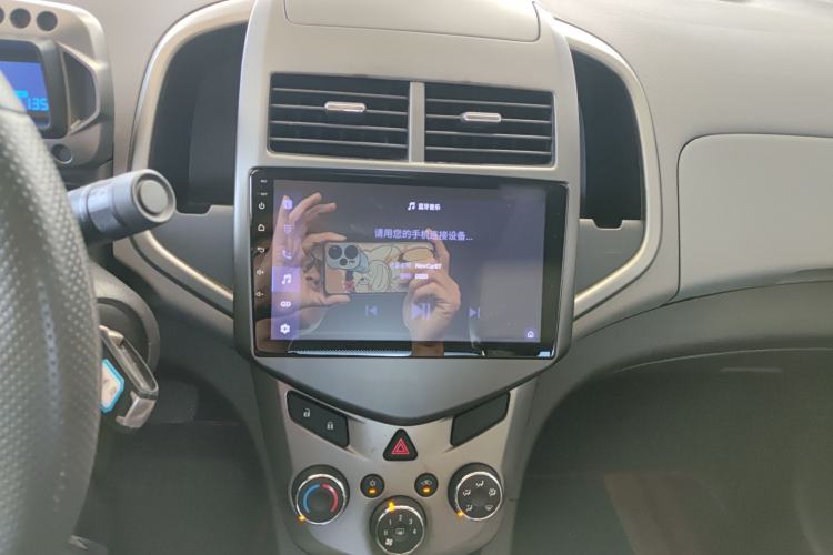 Used Chevrolet Aveo Sonic 2013 Sedan 1.4L Automatic with Sunroof Audio And AC Panel