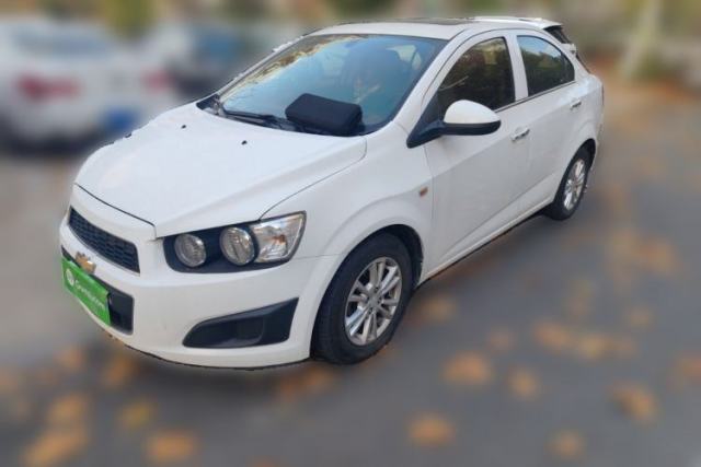 Used Chevrolet Aveo Sonic 2013 Sedan 1.4L Automatic with Sunroof