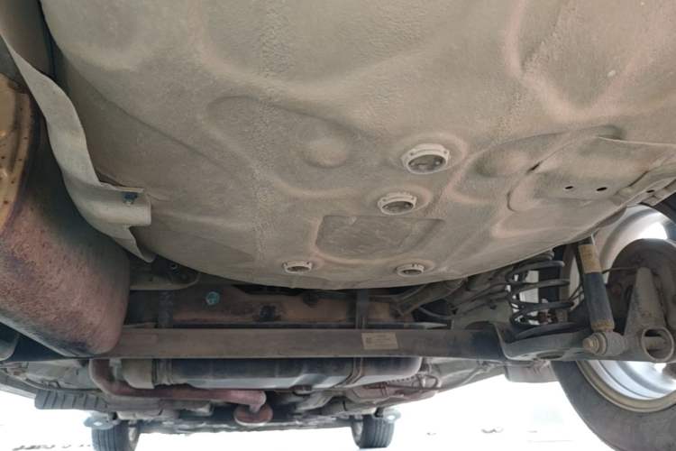 Used Chevrolet Aveo Sonic 2013 Sedan 1.4L Automatic with Sunroof Chassis Rear