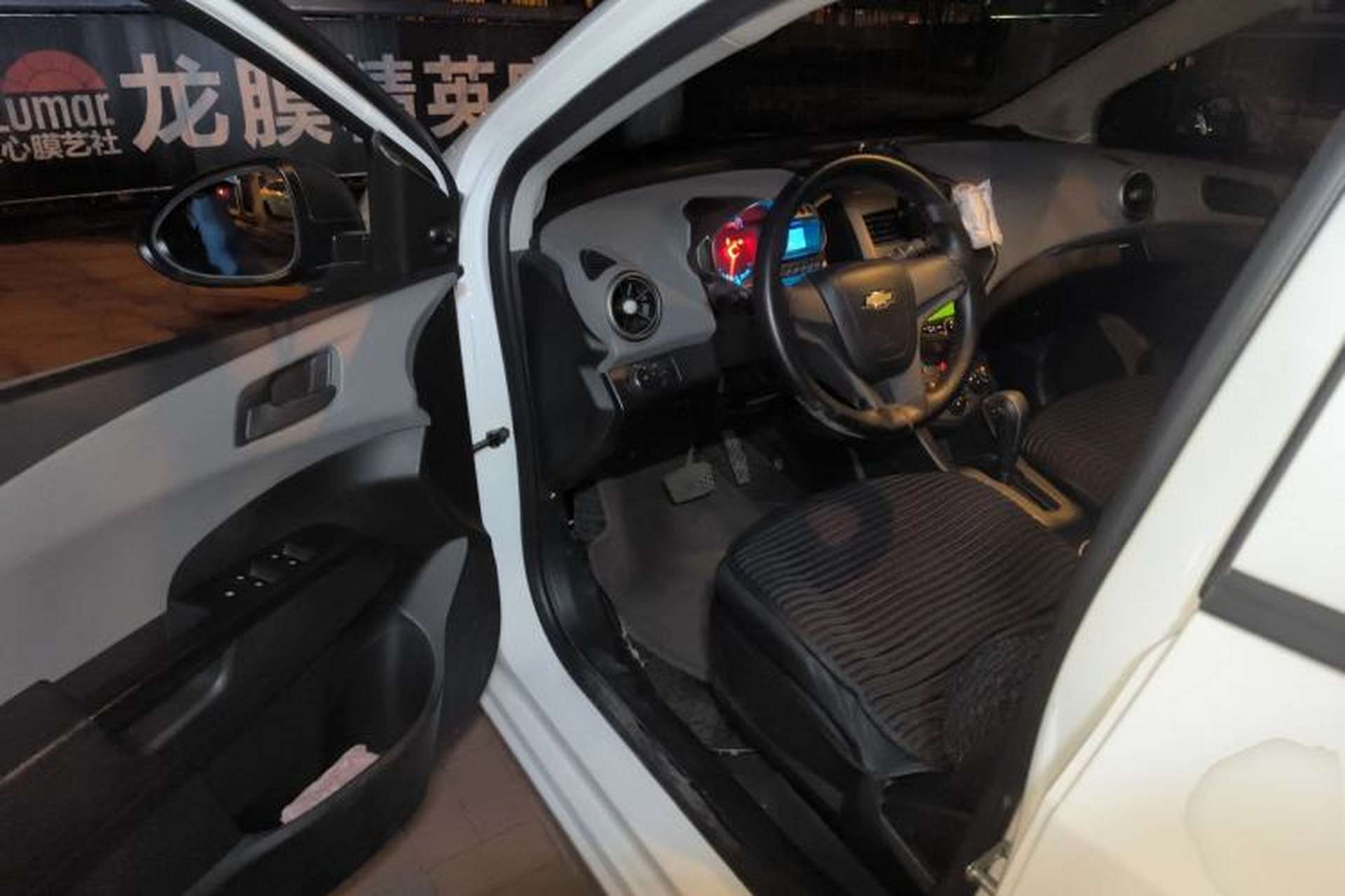Used Chevrolet Aveo Sonic 2013 Sedan 1.4L Automatic with Sunroof Driver Seat