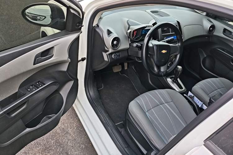 Used Chevrolet Aveo Sonic 2013 Sedan 1.4L Automatic with Sunroof Driver Seat