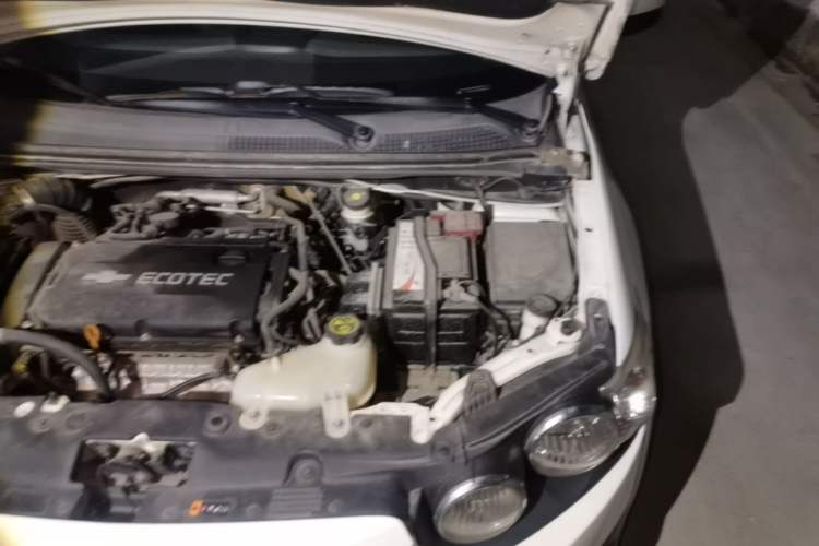 Used Chevrolet Aveo Sonic 2013 Sedan 1.6L AT SX Stylish Audio-Visual Edition Engine Bay Left