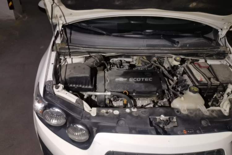 Used Chevrolet Aveo Sonic 2013 Sedan 1.6L AT SX Stylish Audio-Visual Edition Engine Bay Right