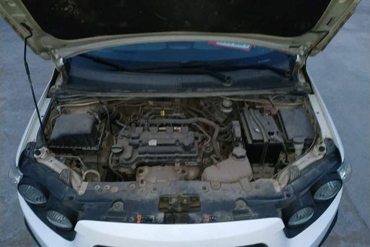 Used Chevrolet Aveo Sonic 2013 Sedan 1.4L Automatic with Sunroof Engine Bay