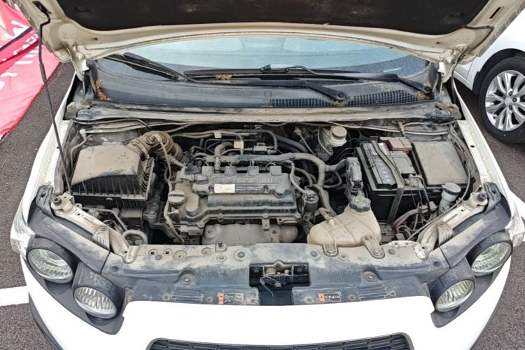 Used Chevrolet Aveo Sonic 2013 Sedan 1.4L Automatic with Sunroof Engine Bay