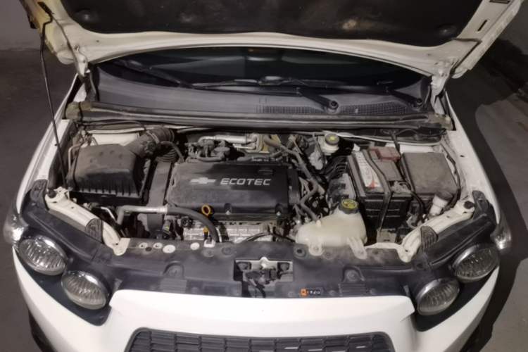 Used Chevrolet Aveo Sonic 2013 Sedan 1.6L AT SX Stylish Audio-Visual Edition Engine Bay