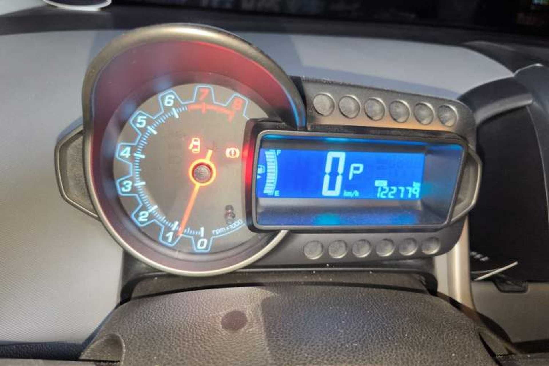 Used Chevrolet Aveo Sonic 2013 Sedan 1.4L Automatic with Sunroof Instrument Cluster