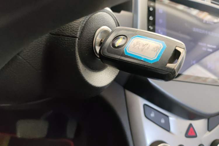 Used Chevrolet Aveo Sonic 2013 Sedan 1.4L Automatic with Sunroof Interior 1