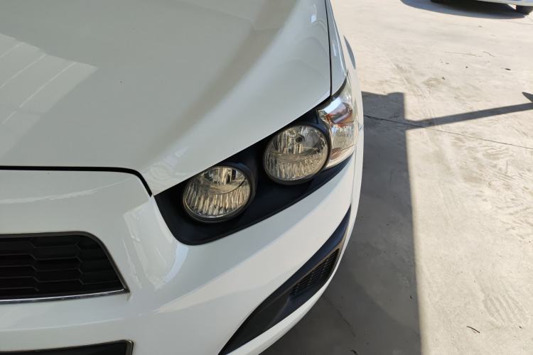 Used Chevrolet Aveo Sonic 2013 Sedan 1.4L Automatic with Sunroof Left Front Headlight