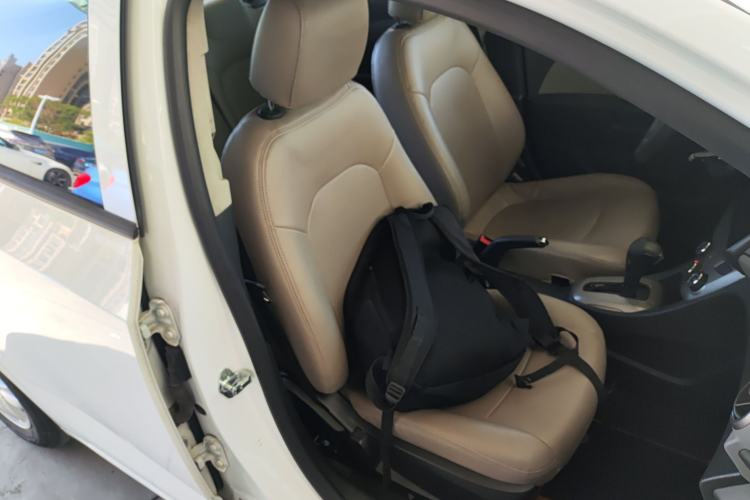 Used Chevrolet Aveo Sonic 2013 Sedan 1.4L Automatic with Sunroof Right Front Seat