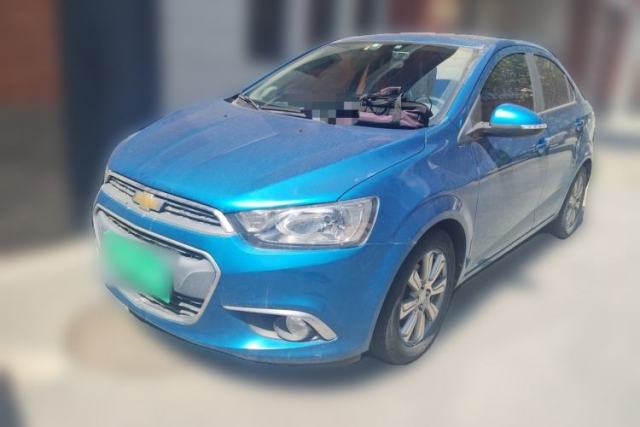 Used Chevrolet Aveo Sonic 2014 Sedan 1.6SX AT Fashion Edition
