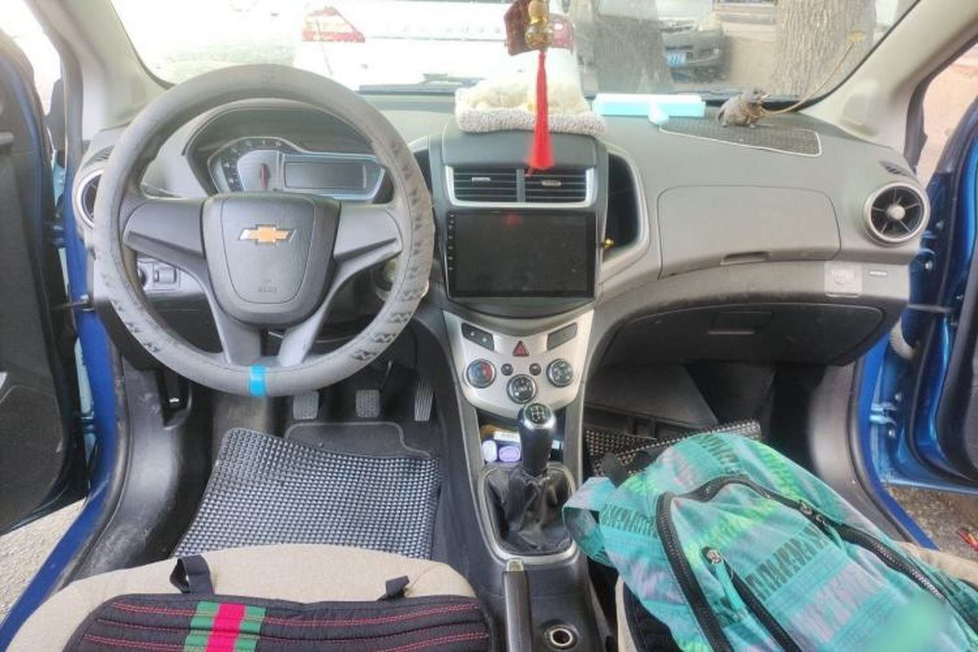 Used Chevrolet Aveo Sonic 2014 Sedan 1.4 SL MT Comfort Edition Center Console