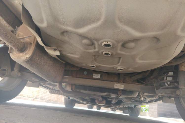 Used Chevrolet Aveo Sonic 2014 Sedan 1.6SX AT Fashion Edition Chassis Rear
