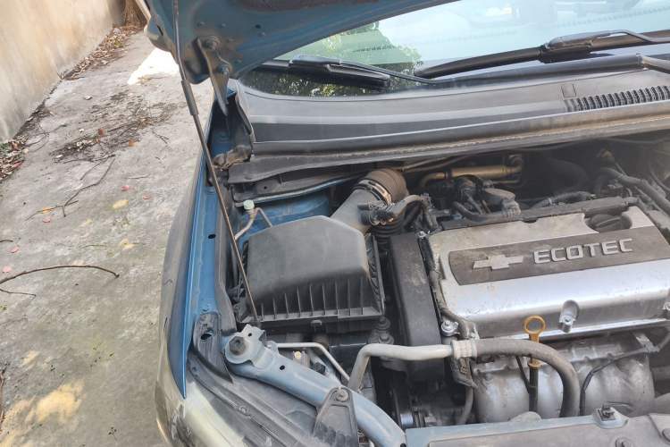 Used Chevrolet Aveo Sonic 2014 Sedan 1.6SX AT Fashion Edition Engine Bay Right