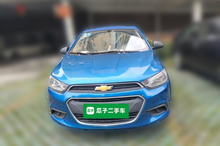 Used Chevrolet Aveo Sonic 2014 Sedan 1.4SL MT Comfort Edition Front