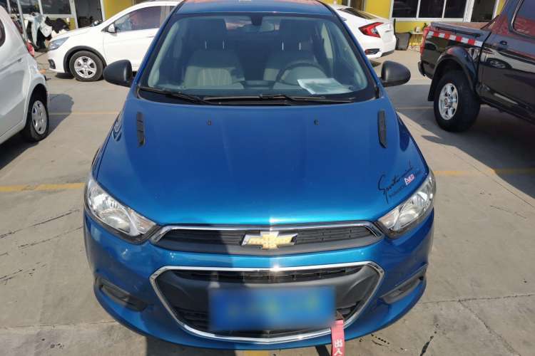 Used Chevrolet Aveo Sonic 2014 Sedan 1.4SL MT Comfort Edition Front