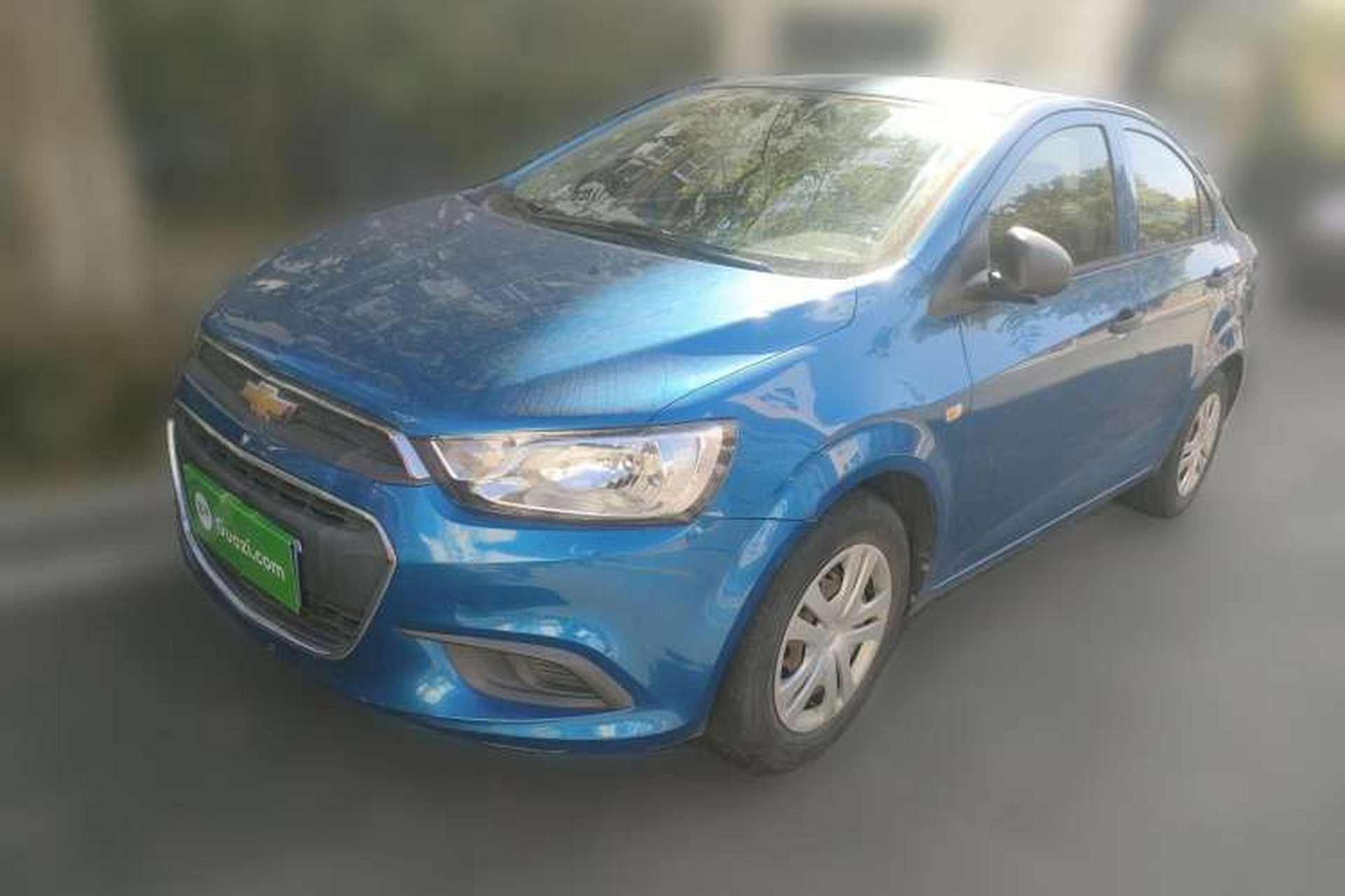 Used Chevrolet Aveo Sonic 2014 Sedan 1.4SL MT Comfort Edition Front Left 45 Deg
