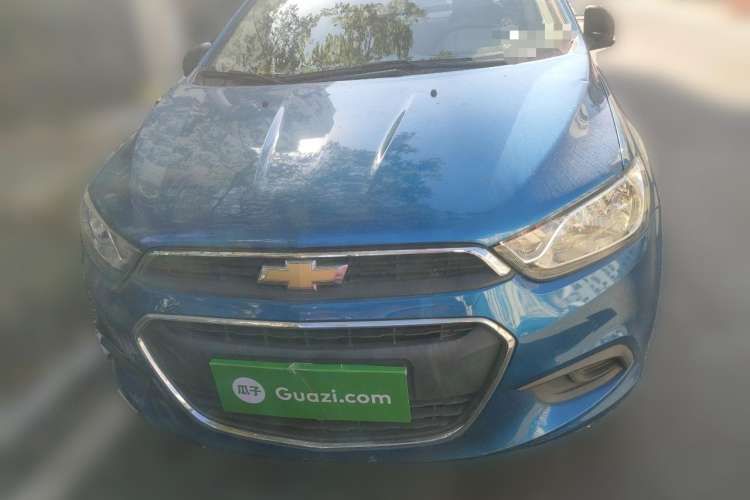 Used Chevrolet Aveo Sonic 2014 Sedan 1.4SL MT Comfort Edition Front