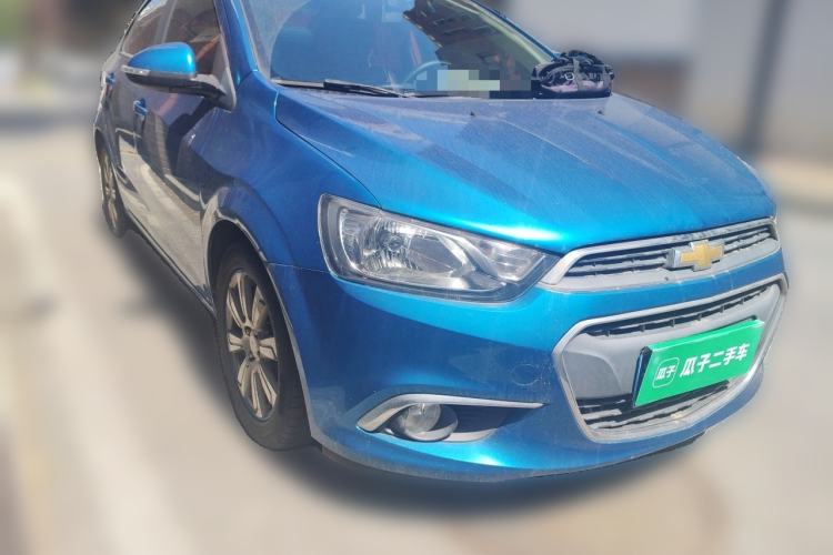 Used Chevrolet Aveo Sonic 2014 Sedan 1.6SX AT Fashion Edition Front Right 45 Deg