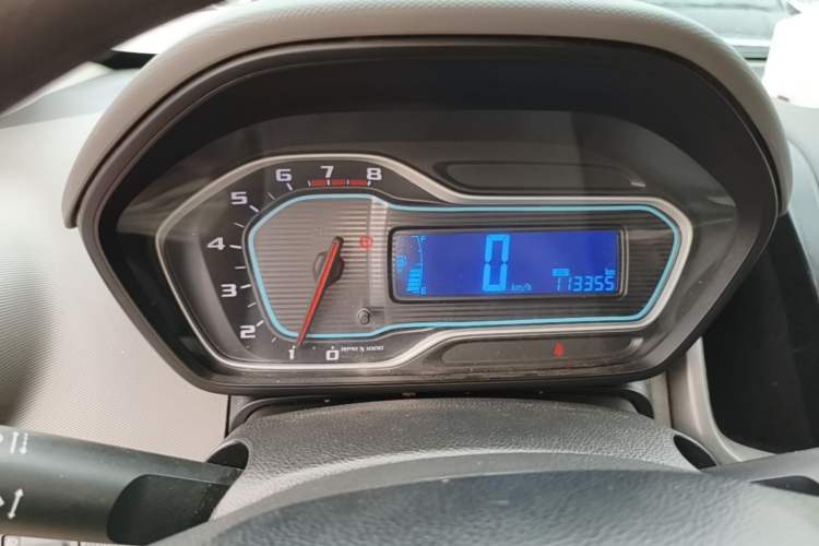 Used Chevrolet Aveo Sonic 2014 Sedan 1.4SE MT LeYou Edition Instrument Cluster