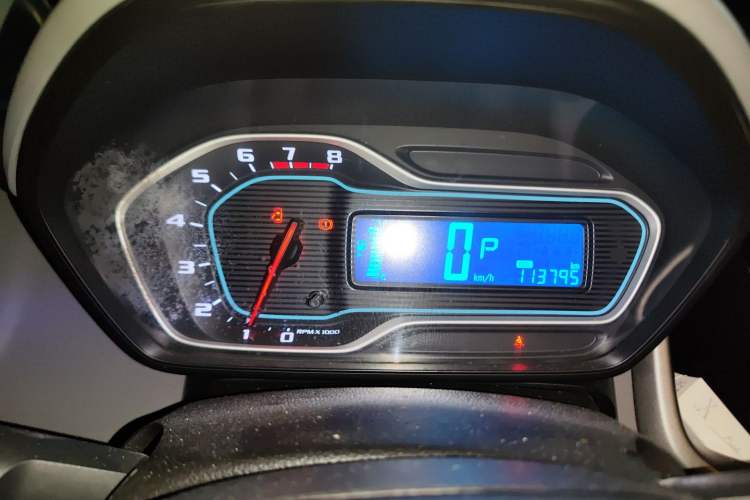 Used Chevrolet Aveo Sonic 2014 Sedan 1.4SL AT Fashion Edition Instrument Cluster