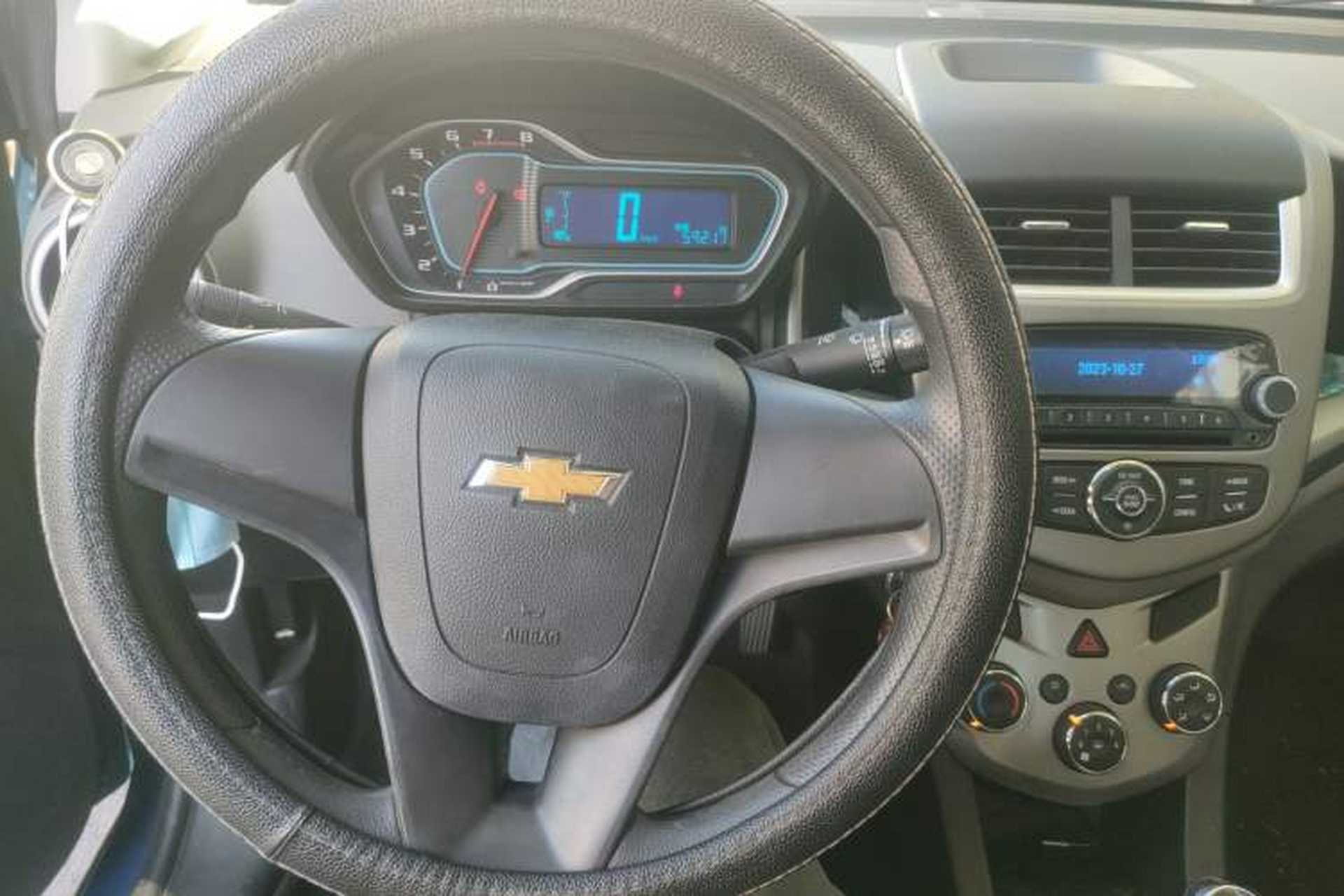 Used Chevrolet Aveo Sonic 2014 Sedan 1.4SL MT Comfort Edition Instrument Cluster