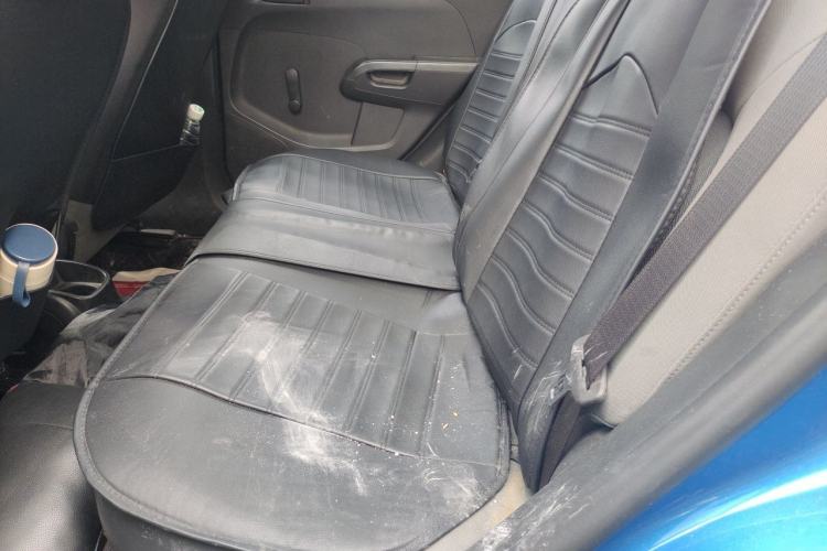 Used Chevrolet Aveo Sonic 2014 Sedan 1.4SL MT Comfort Edition Left Rear Seat