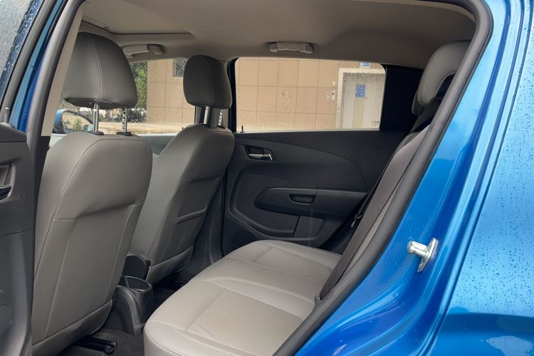 Used Chevrolet Aveo Sonic 2014 Hatchback 1.6 SX AT Fashion Edition Left Rear Seat