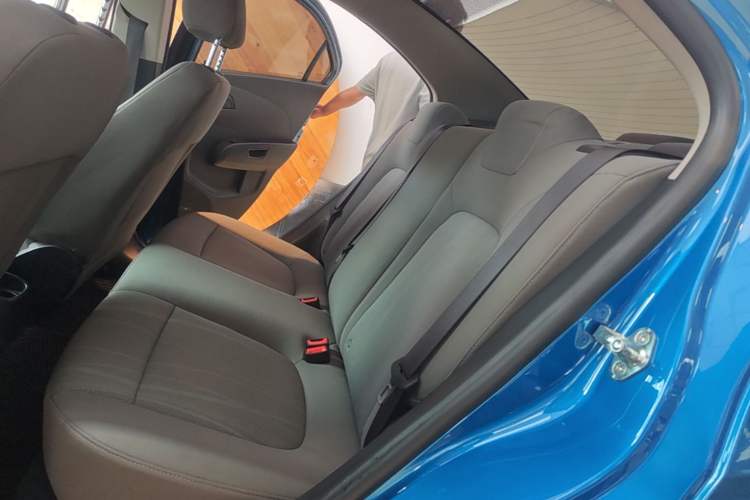 Used Chevrolet Aveo Sonic 2014 Sedan 1.4SL AT Fashion Edition Left Rear Seat