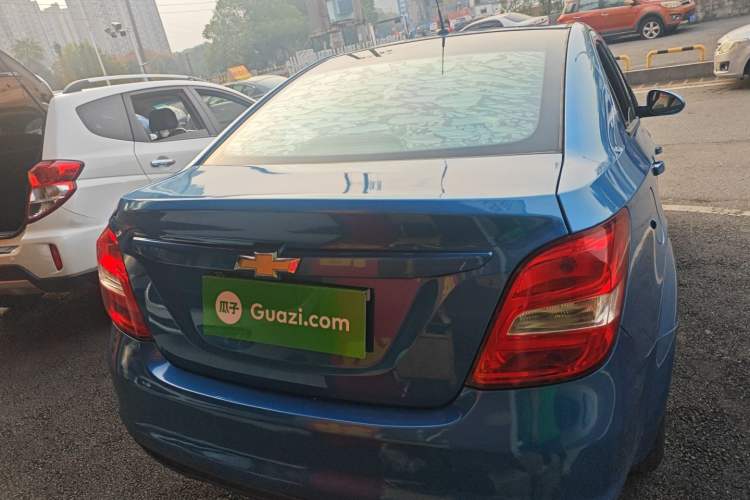 Used Chevrolet Aveo Sonic 2014 Sedan 1.4SL AT Stylish Sunroof Edition Rear