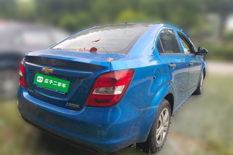 Used Chevrolet Aveo Sonic 2014 Sedan 1.4SL MT Comfort Edition Rear Right 45 Deg