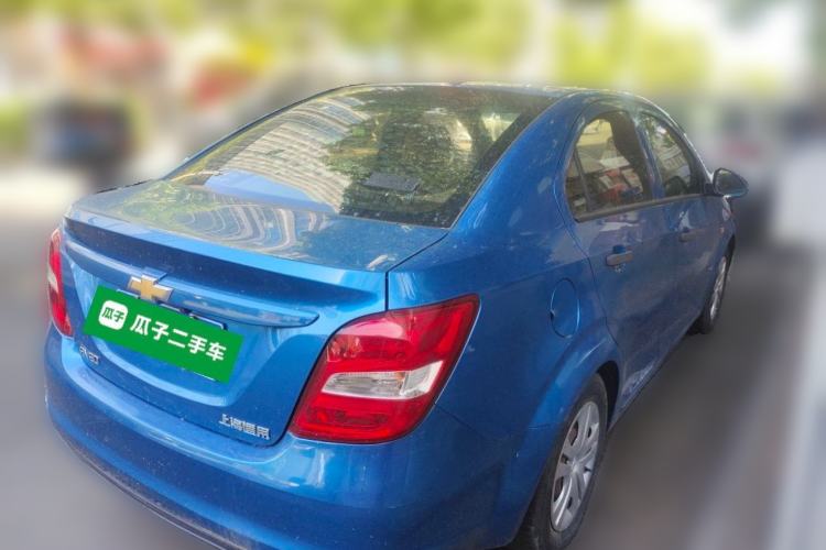 Used Chevrolet Aveo Sonic 2014 Sedan 1.4 SL MT Comfort Edition Rear Right 45 Deg