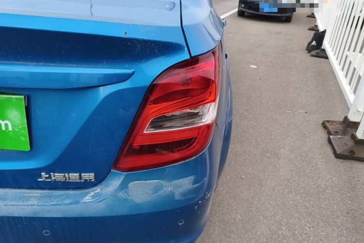 Used Chevrolet Aveo Sonic 2014 Sedan 1.4SE MT LeYou Edition Right Rear Taillight