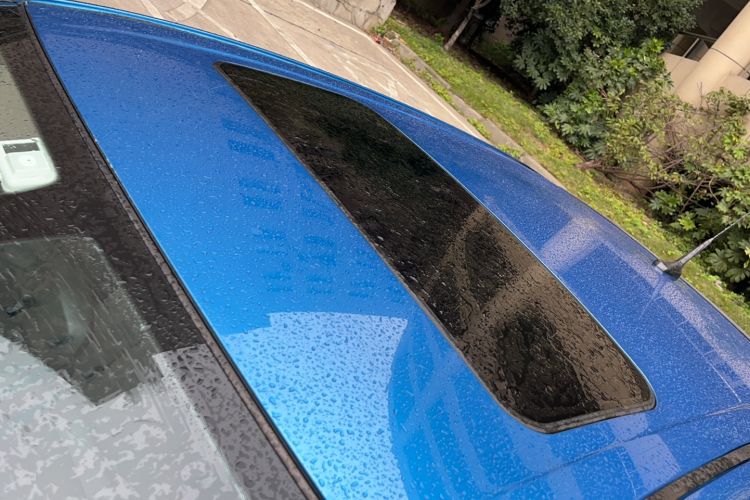 Used Chevrolet Aveo Sonic 2014 Hatchback 1.6 SX AT Fashion Edition Roof