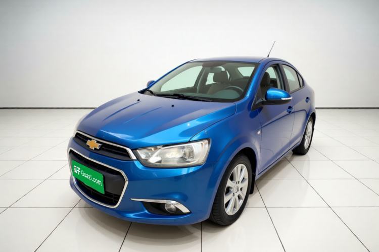 Used Chevrolet Aveo Sonic 2014 Sedan 1.6SX AT Fashion Edition Guazi used car, China used car export, Used car for sale, Used  cars, Cheapest cars for sale