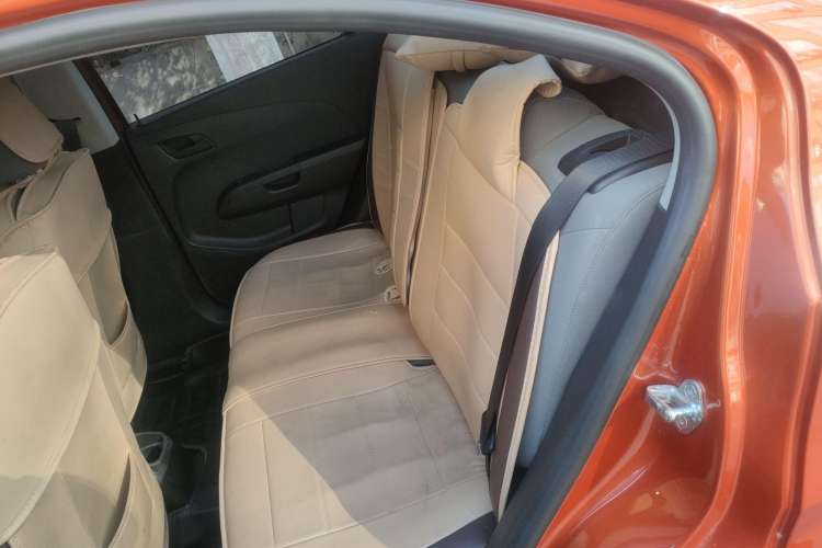 Used Chevrolet Aveo Sonic 2014 Sedan 1.4SL AT Stylish Sunroof Edition Left Rear Seat
