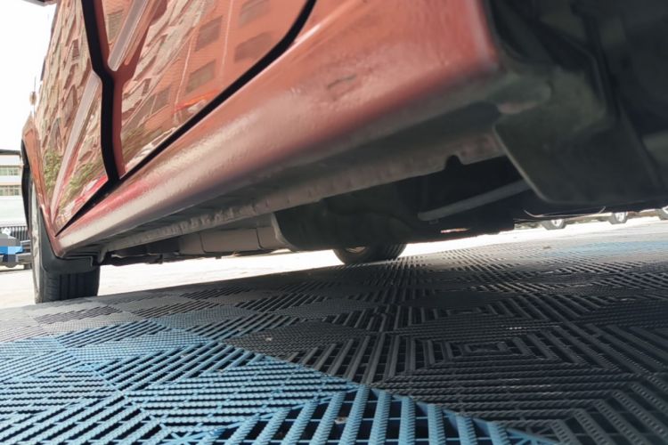 Used Chevrolet Aveo Sonic 2014 Sedan 1.4SL AT Fashion Edition Left Side Sill
