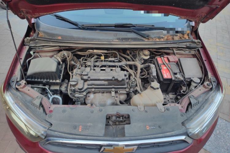Used Chevrolet Aveo Sonic 2014 Sedan 1.4SL AT Stylish Sunroof Edition Engine Bay