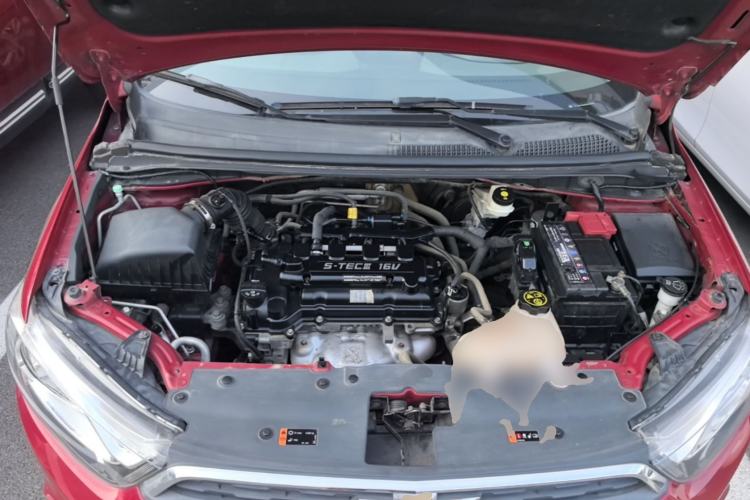 Used Chevrolet Aveo Sonic 2014 Sedan 1.4SL MT Comfort Edition Engine Bay