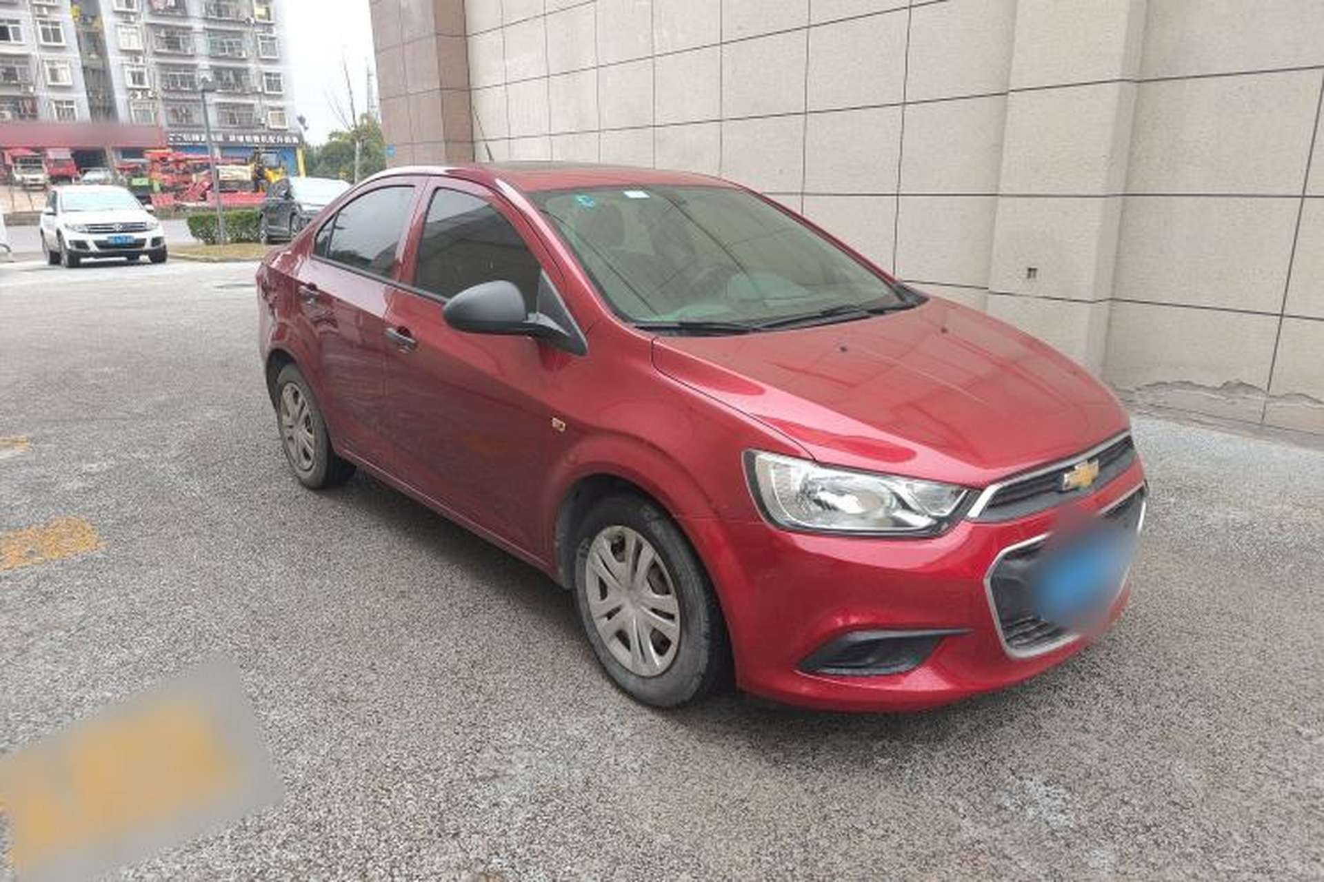 Used Chevrolet Aveo Sonic 2014 Sedan 1.4SL AT Stylish Sunroof Edition Exterior 1