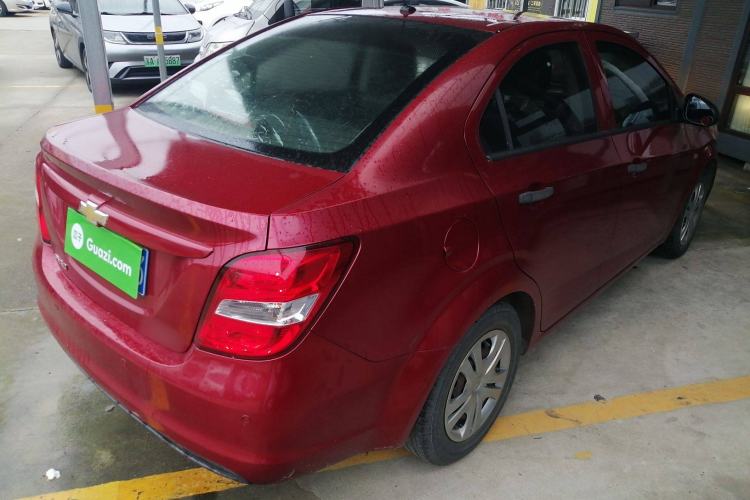 Used Chevrolet Aveo Sonic 2014 Sedan 1.4SL AT Fashion Edition Exterior 5