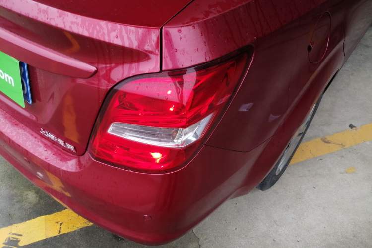 Used Chevrolet Aveo Sonic 2014 Sedan 1.4SL AT Fashion Edition Exterior 6