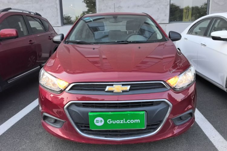 Used Chevrolet Aveo Sonic 2014 Sedan 1.4SL MT Comfort Edition Front