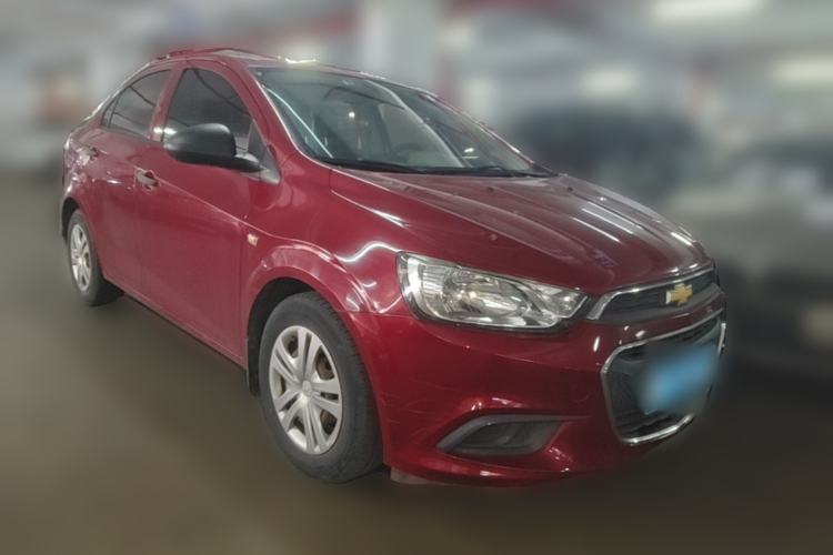 Used Chevrolet Aveo Sonic 2014 Sedan 1.4SL AT Fashion Edition Front Right 45 Deg